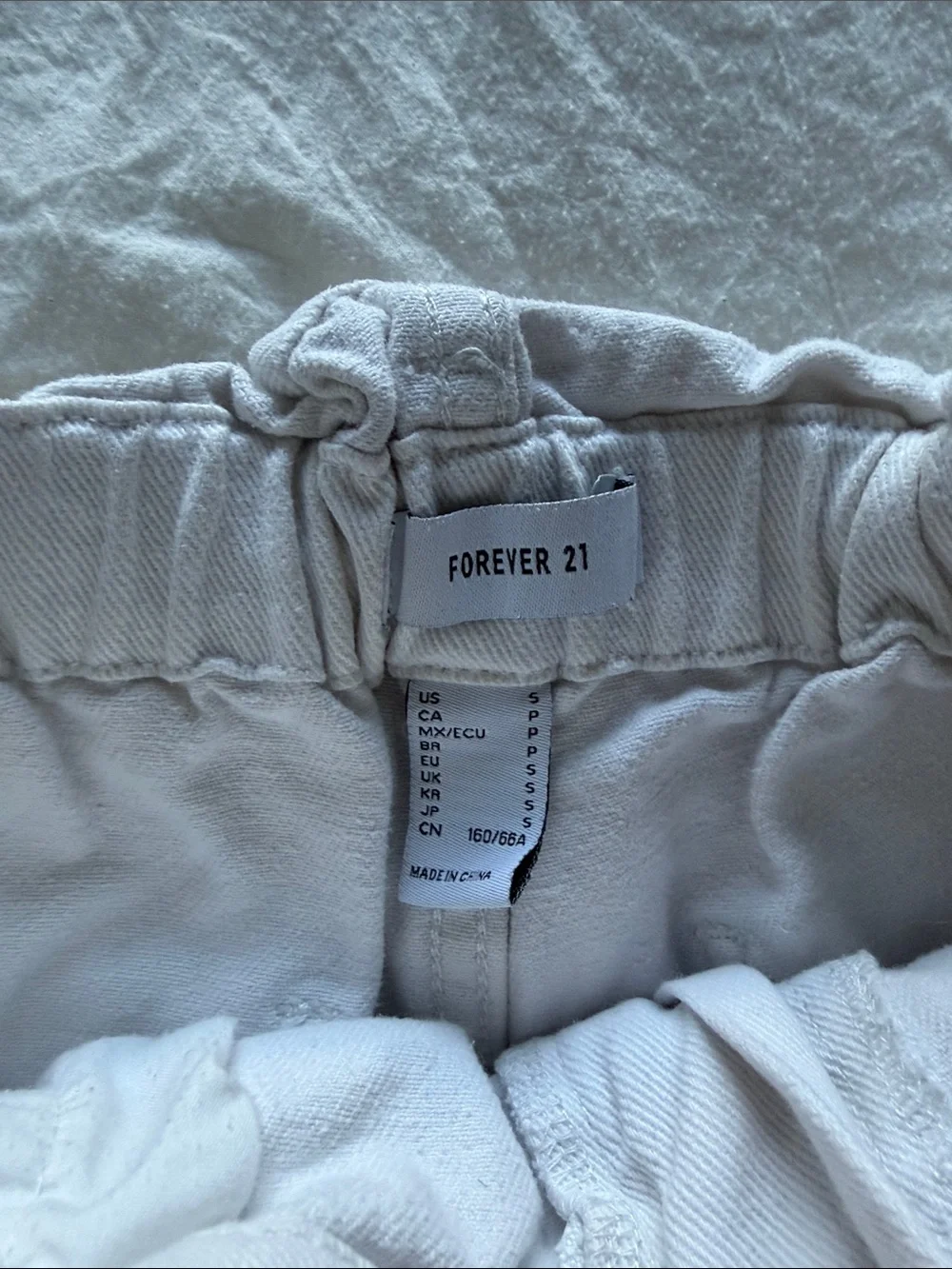 Forever 21 White High-Waist Paperbag Shorts - Picture 2 of 3